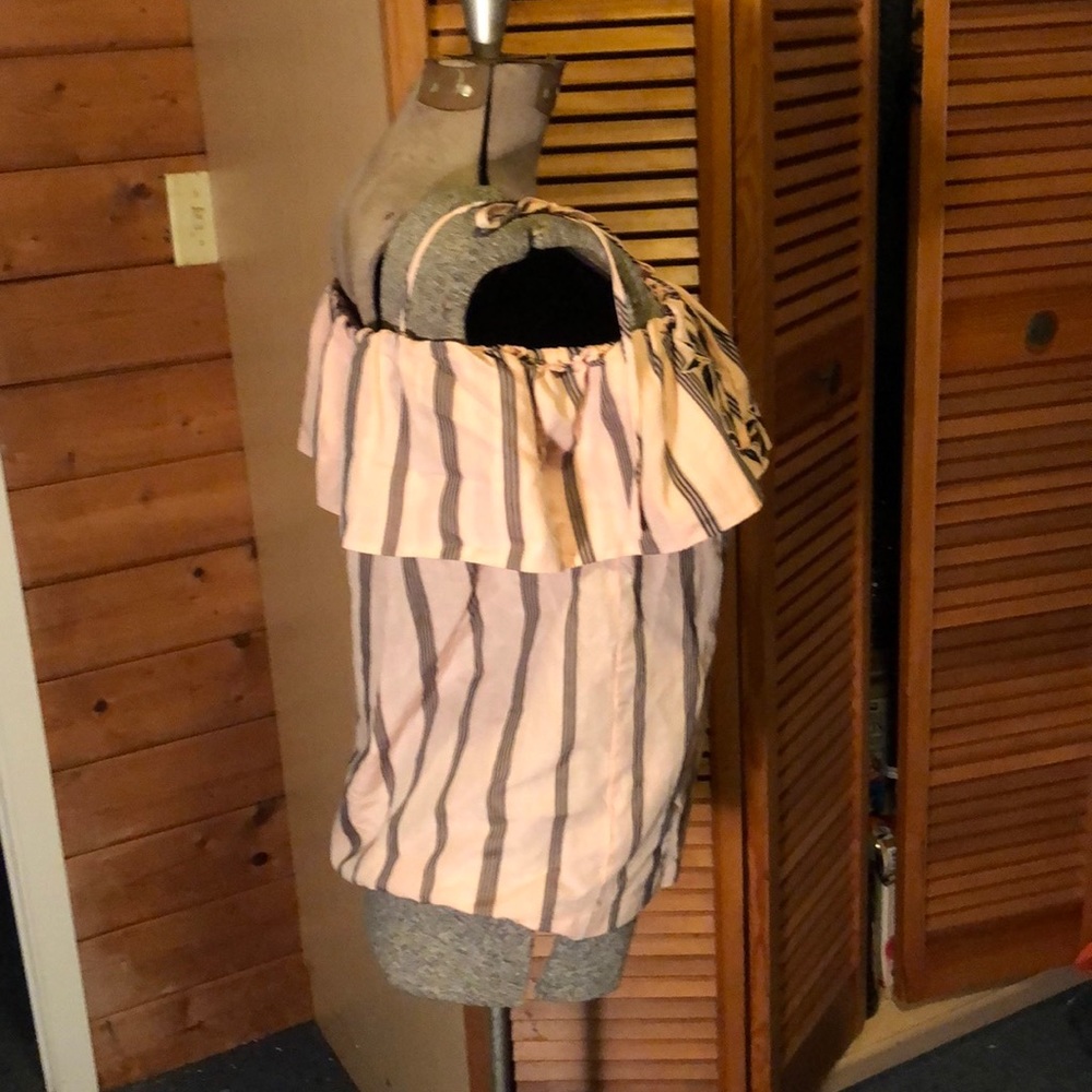 LOFT blouse - Picture 2 of 5